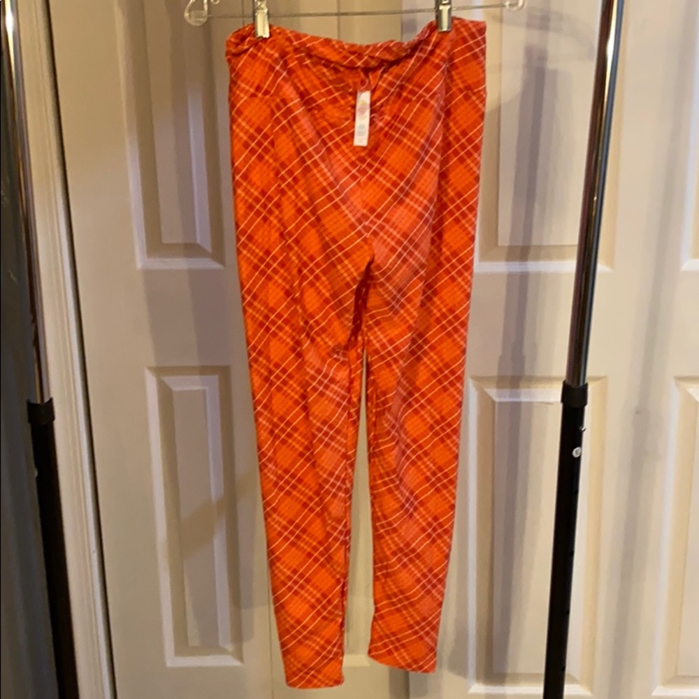 Leggings. Tall and curvy.